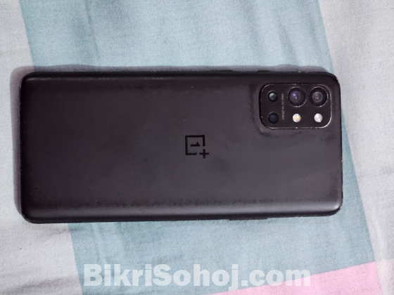 Oneplus 9R 8/256.  Mate Black.